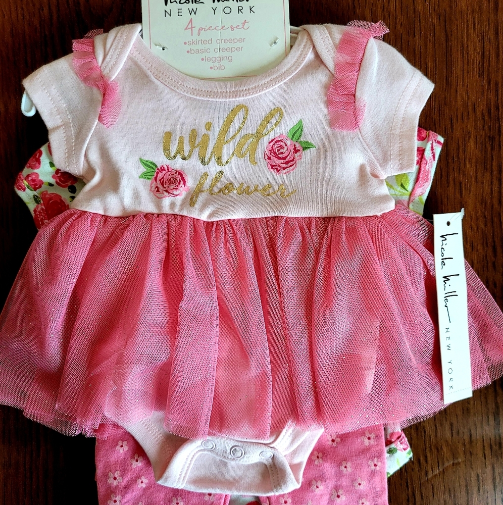 Nichole Miller Infant Girl's 4 piece set